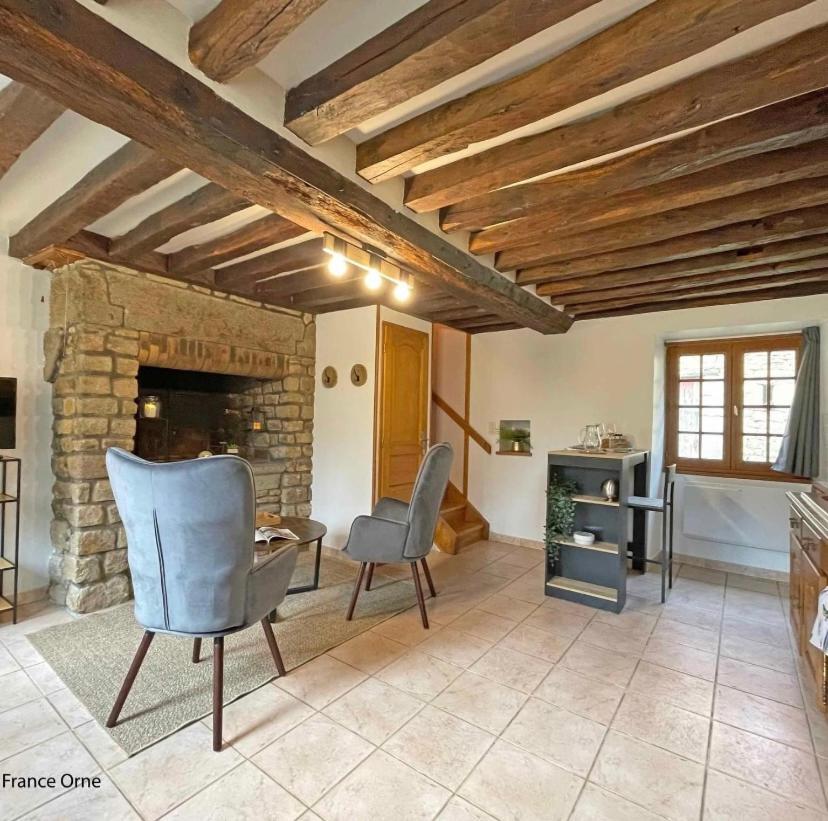 Villa Le P'Tit Suisse Normand à Putanges Extérieur photo